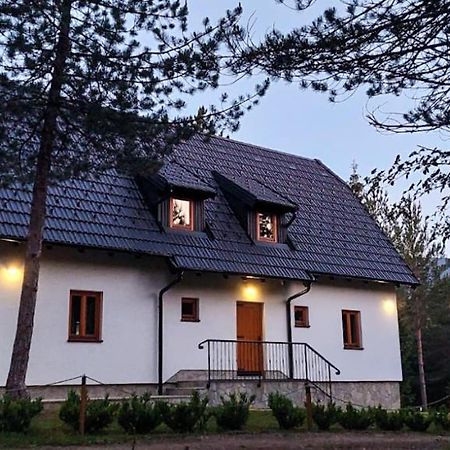 Plitvice Story Lejlighed Plitvička Jezera Eksteriør billede